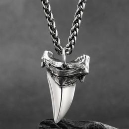 Shark tooth Silver necklace for men silver pendant Jewelry hippop street culture mygrillz LJ201016243f