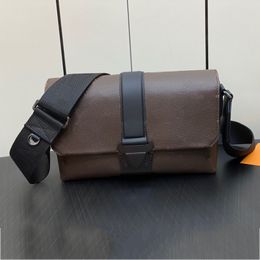 Designer bag 46794 Crossbody bags designer men bag Shoulder bag Waist bag leather handbag wallet backpack top quality