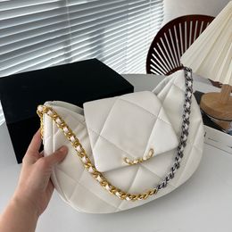 19 hobo alt koltuk çantası 26cm tasarımcı kadın omuz çantası deri elmas altın donanım metal toka lüks tote iki tonlu zincir crossbody çanta makyaj çanta kart çantası sacoche