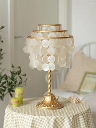 Table Lamps French Vintage Shell Tassel American Study Princess Room Lights Bedroom Bedside Lamp Decor Fixtures