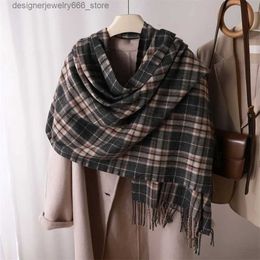 Scarves Autumn Winter Student Classic Vintage Plaid Scarf Grid Tassel Men Warm Shawl Women Wrap Couple Neckwear Europe America Popular Q231202