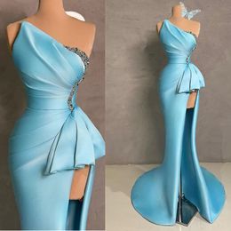 Luxurious Mermaid Satin Prom Dress Sexy High Slpt One Shoulder Beading Evening Gowns Sky Blue Sleeveless Pary Dress Vestidos de Novia