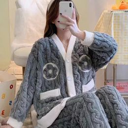 Women's Sleepwear Women Winter Fleece Pyjama Set V-neck Long Sleeve Fashion Warm Casual Cardigan Coral Fleece Strawberry Soft Home Wear Clothes 231130