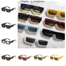 Luxury Frames Fashion Sunglasses Style Square Offs White Brand Sunglass Arrow x Black Frame Eyewear Trend Sun Glasses Bright Sports Travel Sunglasse 3WV4