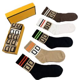 Luxury Multicolor Fashion Designer Mens Socks Women Men High Quality Cotton All-match Classic Ankle Breathable Mixing Football Basketball Socks