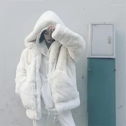 여자 모피 플러시 재킷 여성 겨울 흰색 대형 크기 두꺼운 따뜻한 후드가있는 지퍼 모피 부드러운 아웃복 가짜 모범 과도