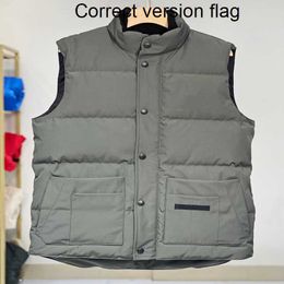 Canada Giletmens Vests Puffer Jacket Mens Designer Vest Woman Sweatshirt Outdoor Sleeveless Feather Luxury Loose Coat Fashion Long Sleeve Zipper Badges Men Downsg