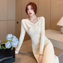 Casual Dresses Obvious Emaciation Black Knit Bottom Skirt Sweater Dress Women's Autumn And Winter Birthday For Women Party Luxury