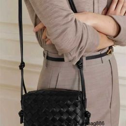 Womens Shoulder Bag BottegaaVeneta Woven Bags Divani New Style Small Square Bag Leather Knitted Black Small Backpack Crossbody Mobile Phone Bag Single Shoulde HBEV