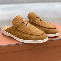 Slippers Luxury Designer Loafers Spring And Autumn Fashion Flat Bottom Lock Top Quality Cashmere Casual Men 's Women's Half