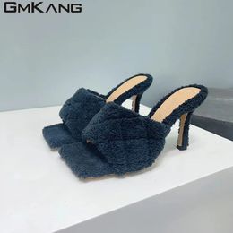 Slippers s Rabbit Hair Slippers Women Fashion Walk Show Mules Shoes Female Candy Colour Fur Outdoors Comfort Leisure Slides Woman 231130