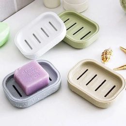 Soap Dishes Double Layer Square Dish with Cover Plastic Drain Box Household Bathroom Travel Simple Portable Creative Storage TMZ 231130