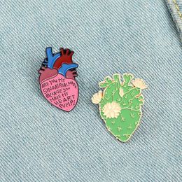 European Heart Series Flower Brooches Letter Alloy Paint Cowboy Badge Accessories Women Men Enamel Love Collar Bags Pins Jewelry W255g