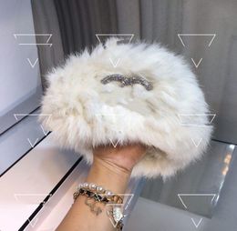 2022 Fashion Super Fairy Hair Band Women autumnWinter Warm Headdress Headgear Headband Luxury plush headband without box1058339