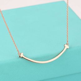 Blue box Classicdesigner tiff necklace top TF High Edition V Gold Smiling Smooth Face with Diamond k Rose CNC Necklace Character Print Collar Female
