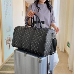 Men duffle Duffel Bags luggage Travelling omen large capacity luggage baggage waterproof handbag Casual Travel Bag creative2661