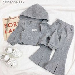 Clothing Sets 2023 Autumn Korean Kids Baby Girls 3PCS Clothes Set Hooded Grey Coat Simple Cotton Vest Flare Pants Suit Toddler Girls OutfitsL231202