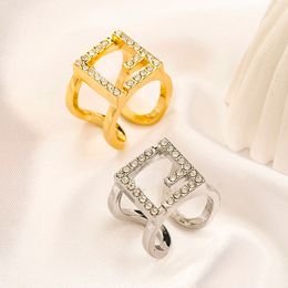 Luxury Designer Rings Jewelry Women Letter Gold Plated Diamond Gemstones Ring Fine Finger Love Ring Wedding Supplies