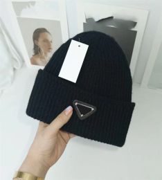 Fashion Designer Luxury Knitted Hat Classic Mens Womens Letter Borderless Hat High Quality Winter Leisure Outdoor Skiing 17 Colours Available kaleen CXG231223-12