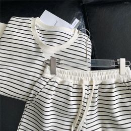 Women's Tracksuits Round Neck Versatile Black And White Stripe Set Loose Fitting Sweater Casual Sports Shorts Two-piece