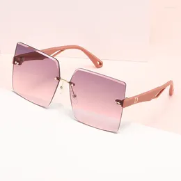 Sunglasses 2023 Luxury Square Women Men Retro Brand Designer Plastic Frame Oversized Sun Glasses Female Grandient Shades Oculos