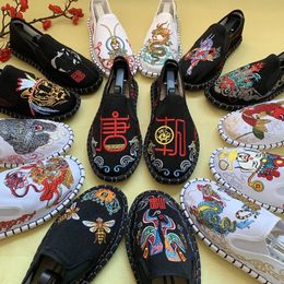 Dress Shoes Unisex Casual Flats Chinese Style Embroidered Loafers Summer Comfortable Breathable Canvas for Men and Women Flat Sneakers 231201