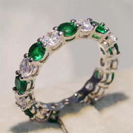 2018 Sparkling Brand New Luxury Jewelry 925 Sterling Silver Round Cut Emerald Zirconia Popular Women Wedding Band Circle Ring 192q