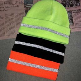 Hats Scarves Sets Unisex Reflective Stripe Knitted Hat Beanies Glow Outdoor Bicycle Skiing Warm Cs Womens Autumn and Winter Hat Casual HatC24319