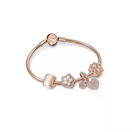 Designer for woman high quality fashion Pan bracelet hollow Galaxy rose series birthday Valentine's Day finished bracelet
