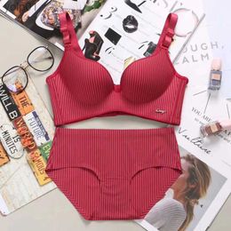 Bras Sets New Brand Spring Sexy Push Up Bra Sets Women's Fashion Striped Underwear Set Intimate Noble Young Girl Bra Brief SetsL231202