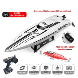 Model Set UDiRC RC Boat 60Km H High Speed Waterproof 2 4GHz Radio Control Brushless Speedboat Pvc Toys Gift For Kids 231202