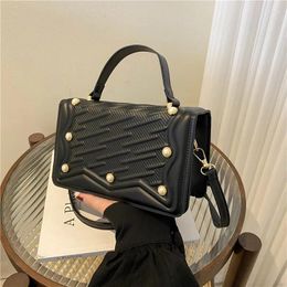 Evening Bags TRAVEASY Casual Square Pear Shoulder For Women Korean Version Fashion Female Crossbody Bag Thread Hasp Sac A Main Femme