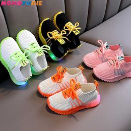 Sneakers Size 21-30 Children LED Sneakers With Light Up sole Baby Led Luminous Shoes for Girls /Glowing Lighted Shoes for Kids Boys T231202