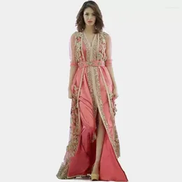Abiti da festa Elegante abito da sera caftano marocchino Turchia Dubai Abiti formali da donna Mezza manica Applicazioni dorate Robes De Soriee
