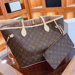 2023 Luxury Designer Bag Women's Handbag Tote Mother Shopping One Shoulder brown