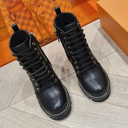 Autumn Winter New Thick Heel Women Boots Famous Designer Printed Famous Brand Ladies High Heel Boots Genuine Leather Side Zipper Thick Sole Booster Skilled Boot