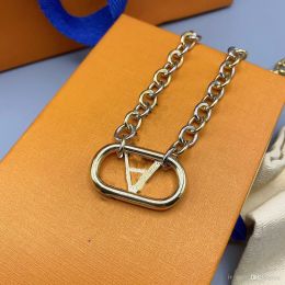 Luxury Necklace Designer Jewellery Necklace Brand Circle Letter for Womens Fashion Brands Jewellery Pendants Necklaces Valentine's Day123