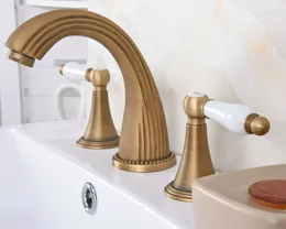 Bathroom Sink Faucets Vintage Antique Brass Faucet 3 Holes Dual Ceramics Handles Basin Water Tap Widespread Lan091