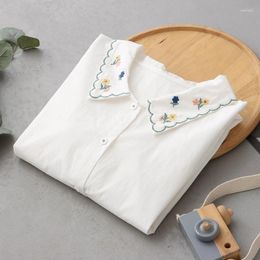 Women's Blouses Spring Autumn Cotton Floral Embroidered White Colour Shirt Women Clothing Turn Down Collar Long Sleeved Loose Blusa Blouse