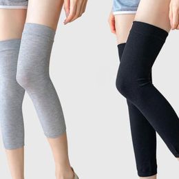 Women Socks 1 Pair Running Bamboo Charcoal Winter Kneepad Support Knee Protector Protective Gear Pads