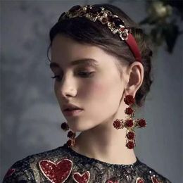 Long Cross Studs Earrings Women Retro Baroque Rose Flower Crystal Rhinestone Dangles Black Red White Color Fashion Design Acrylic 282c