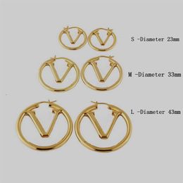 Fashion Style Stud Earrings Lady Women Gold Silver-Colour Hardware Engraved Hollow Out V Initials Hoop Earring original box236O