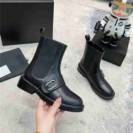 Top Design Winter Boots 2023 Channel Fashion Women Vintage Decorative Leather Cotton Cloth Wool Warm Keeping High Heel Thick Sole Snow Flat Socks Shoes 010-3-01