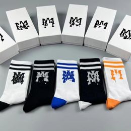 A01 2023 Designer pieces Luxury AM socks winter fashion amirly Christmas socks am2 Super quality wool Couple AMIRIlinesS socks Box of 5 pairs of cotton with box FD33