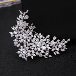 Pins Brooches Vintage Flower Cubic Zirconia Luxury Green Zircon Wedding Floral Bouquet Brooch Dress Jewellery Accessories Gift 231202