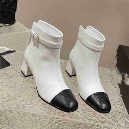 Top Design Winter Boots 2023 Channel Fashion Women Vintage Decorative Leather Cotton Cloth Wool Warm Keeping High Heel Thick Sole Snow Flat Socks Shoes 09-12