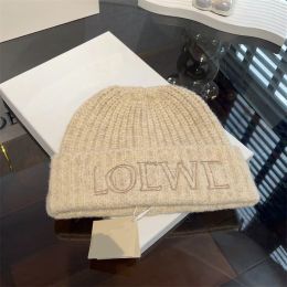 Luxury brimless hat knitted hat designer winter men's and women's warm hat fashionable knitted hat letter jacquard unisex style