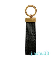 Leather Keychain Exquisite Luxury Keychain 9 Colors Fashion Belt for Men and Belt