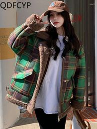 Women's Jackets Womens Coats 2023 Autumn Winter Fashion Lamb Wool Vintage Plaid Jacket Top Korean Version Casual Loose Thickened Warm Coat