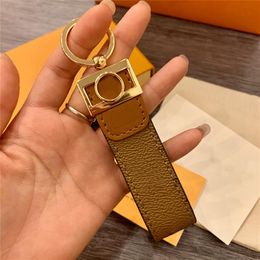 Dropship Classic Yellow Brown PU Leather Key Ring Chain Accessories Fashion Keychain Keychains Buckle for Men Women with Retail 177O